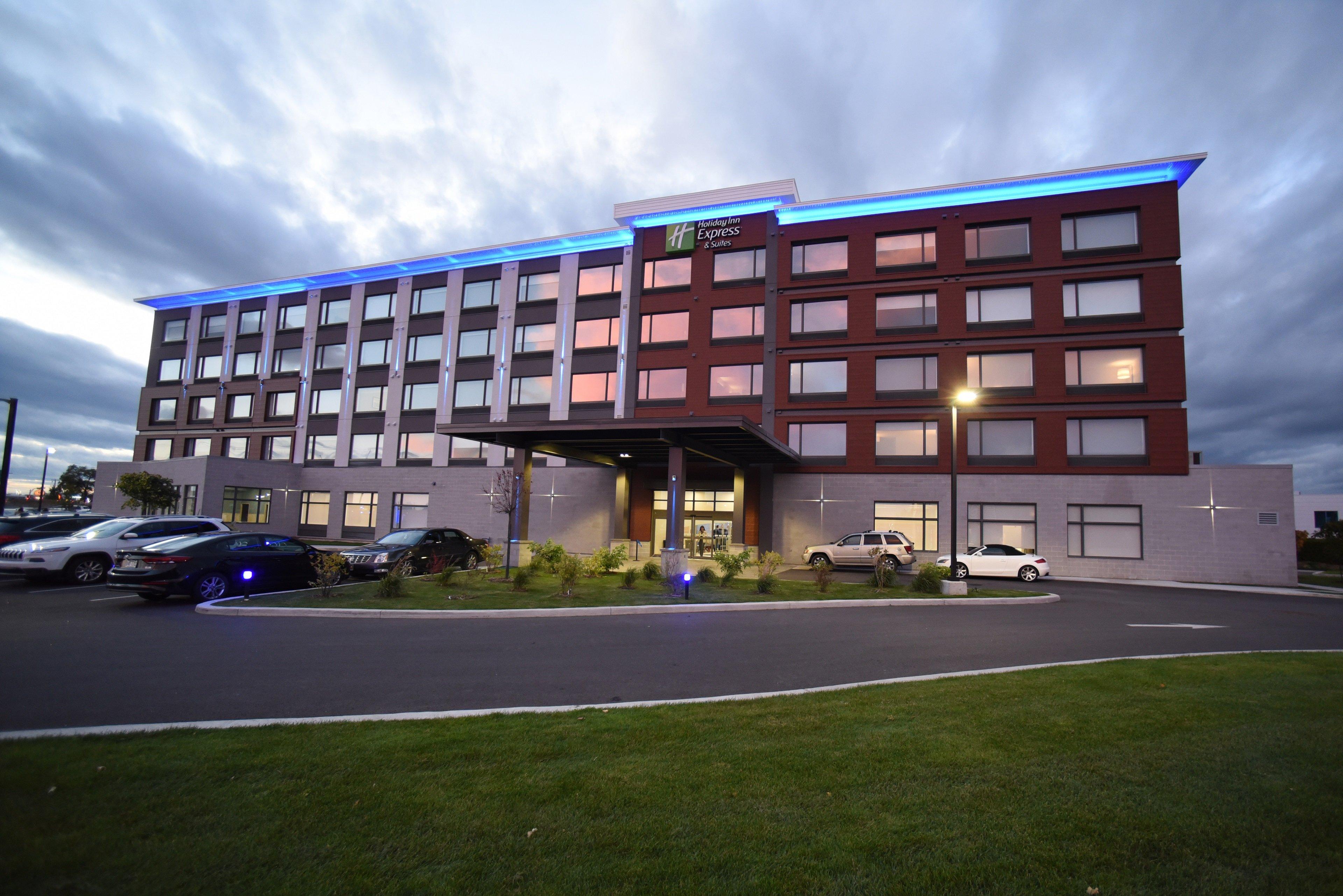 Holiday Inn Express & Suites - Gatineau - Ottawa By Ihg Exterior photo